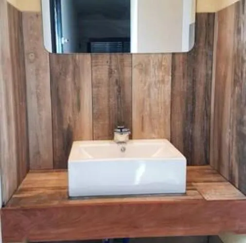 Neuf 3 Vue 普罗普里亚诺